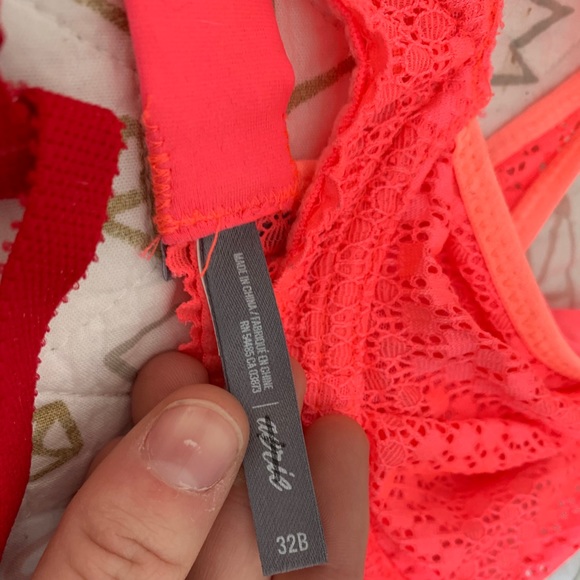 Bra Bundle - Picture 3 of 13